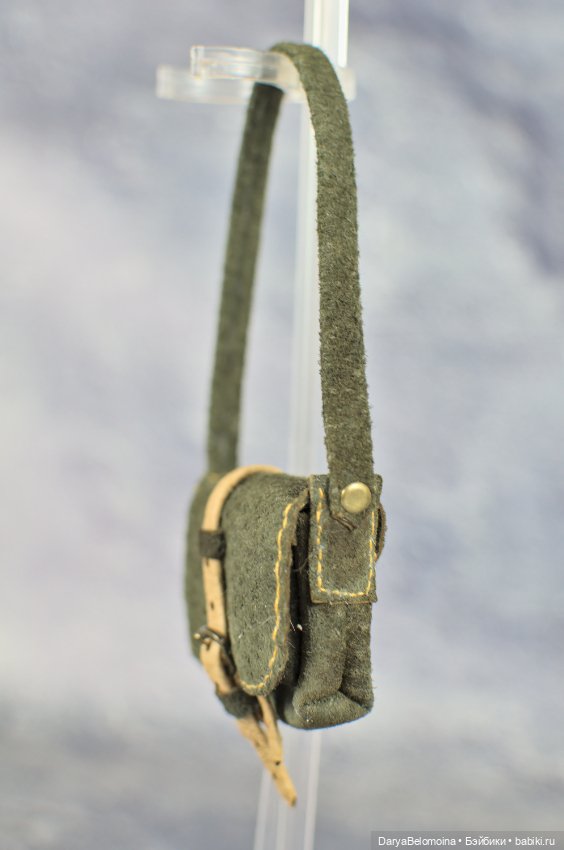 Замшевая сумка формата 1/6 (фото 8)