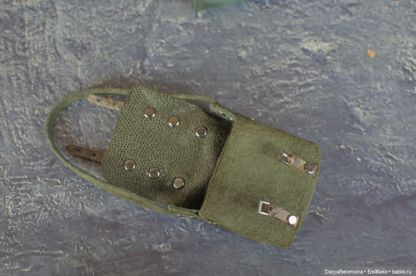 Сумка кожаная цвета хаки — Шляпы (фото 3)