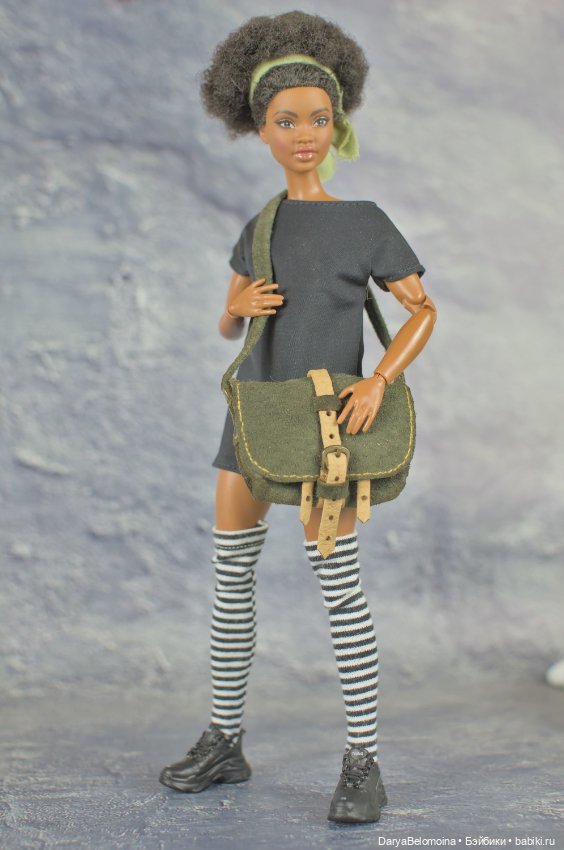 Замшевая сумка формата 1/6