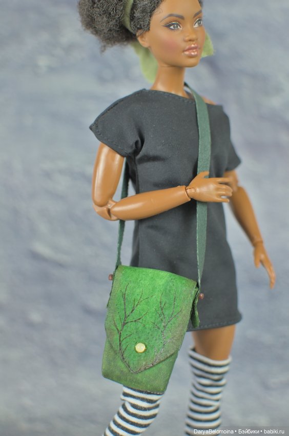 Зеленая сумка из кожи — Шляпы