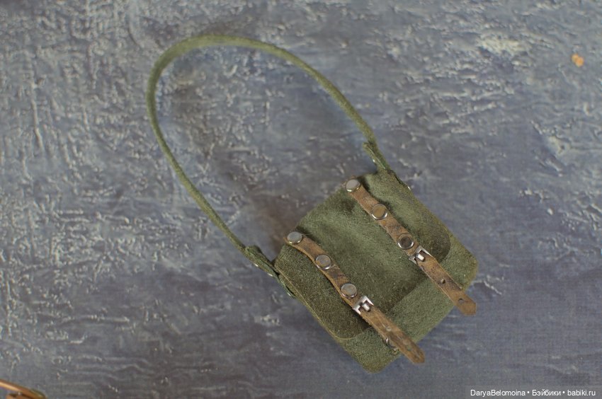 Сумка кожаная цвета хаки — Шляпы (фото 4)