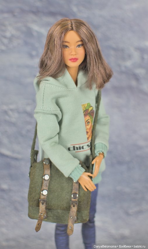 Сумка кожаная цвета хаки — Шляпы (фото 7)