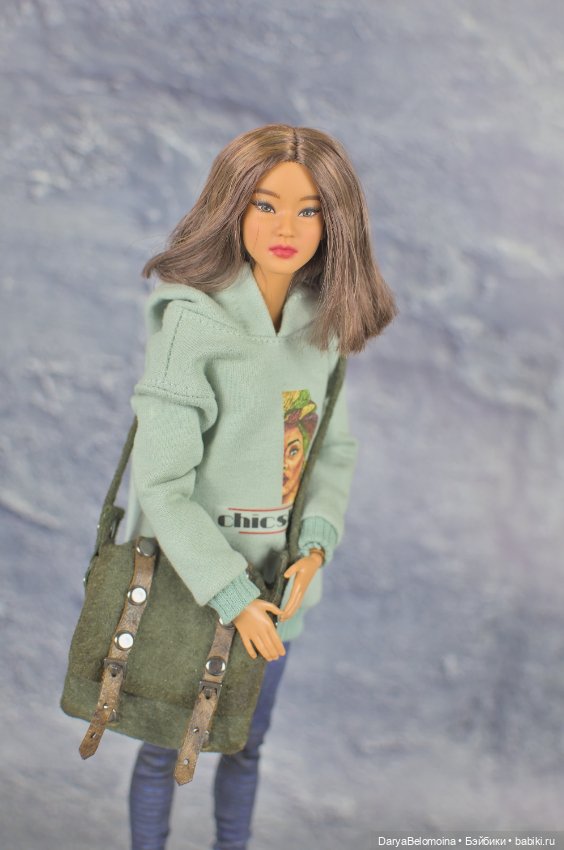 Сумка кожаная цвета хаки — Шляпы (фото 8)