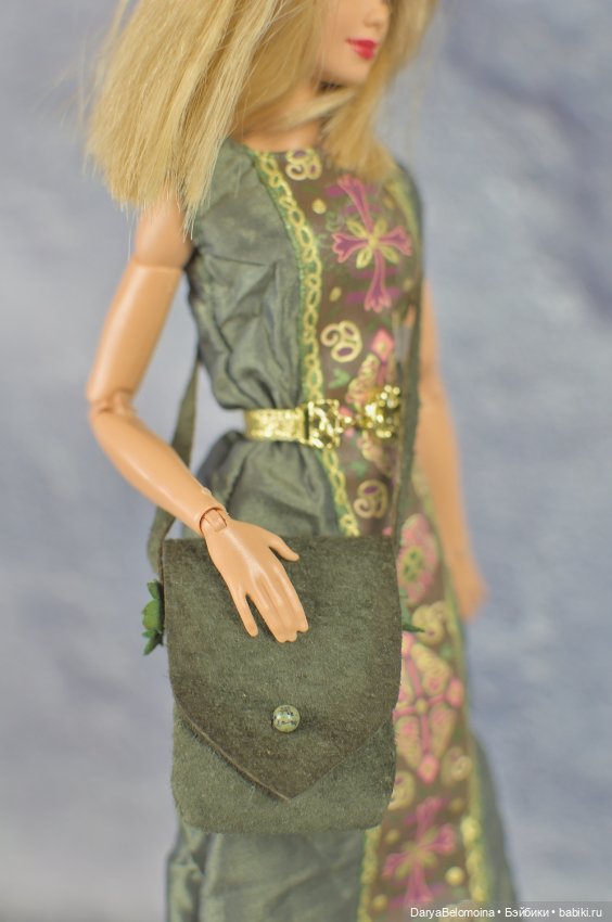 Замшевая сумочка цвета хаки (фото 2)