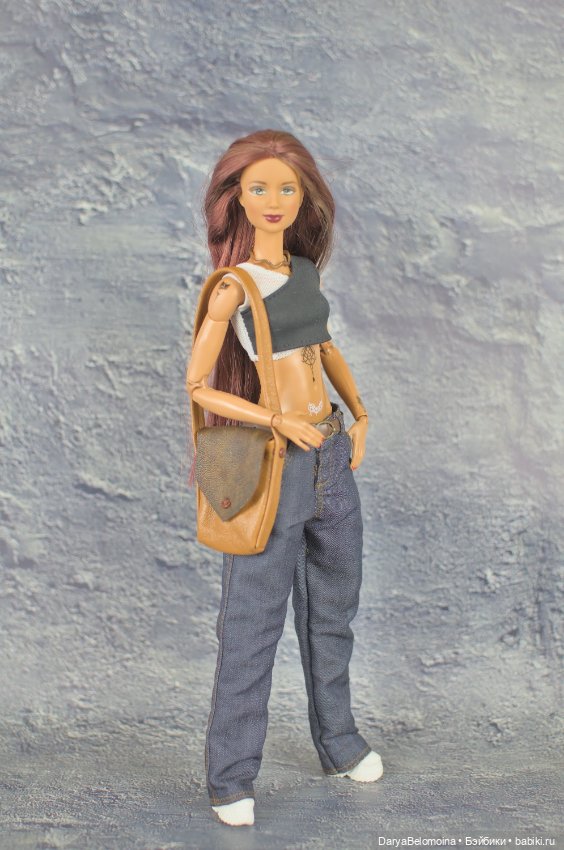 Коричневая сумка для куклы