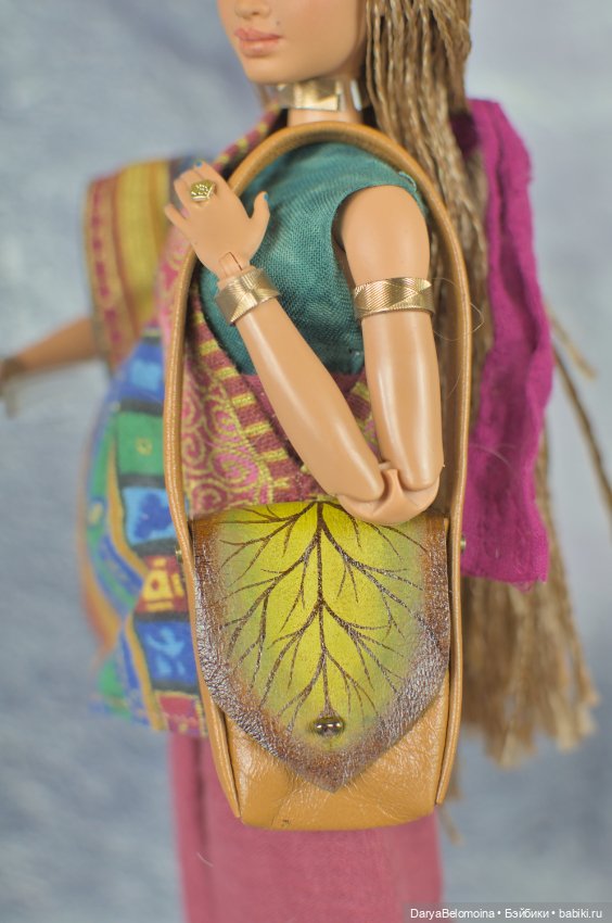 Кожаная сумочка с росписью