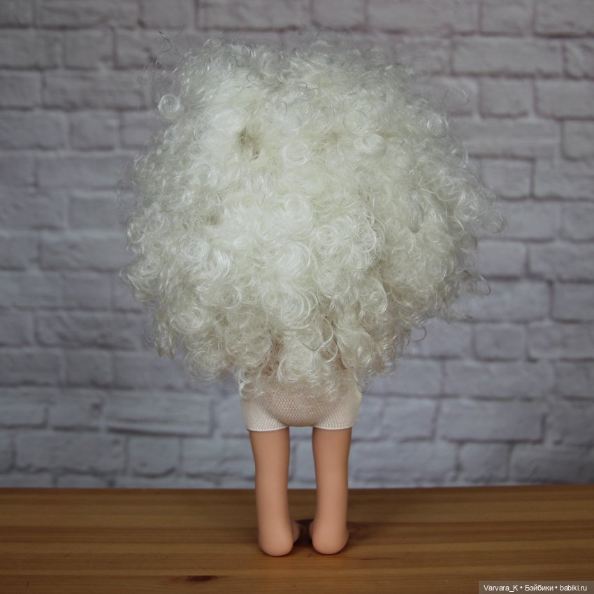 Nines D Onil Мия, платиновые кудри, 30 см (фото 5)