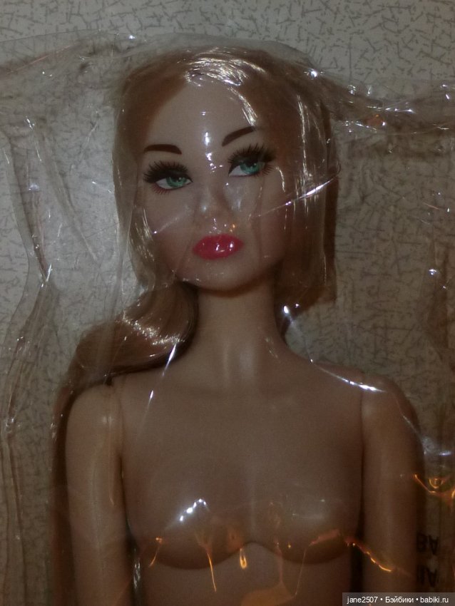 Китайская Supermodel - аналог Барби, Poppy Parker - блондинка # 2 - новая - туфли в подарок (фото 5)