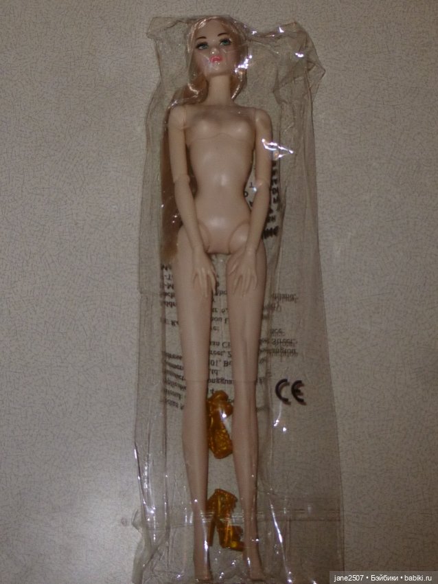 Китайская Supermodel - аналог Барби, Poppy Parker - блондинка # 2 - новая - туфли в подарок