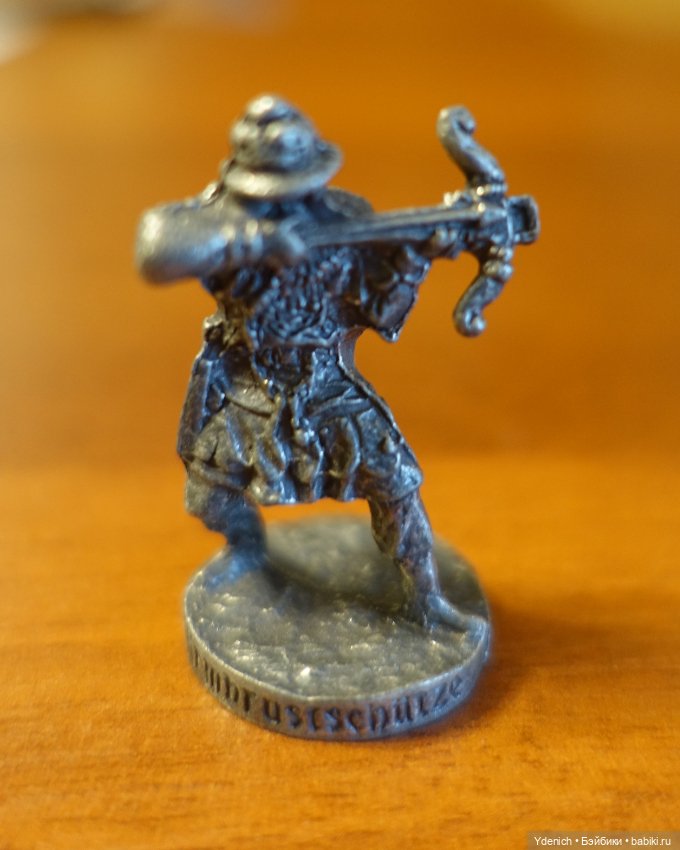 Фигурки из Киндер сюрприза 90-х