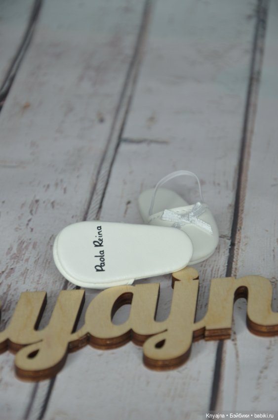 Новые фирменные босоножки Паола Рейна (фото 2)