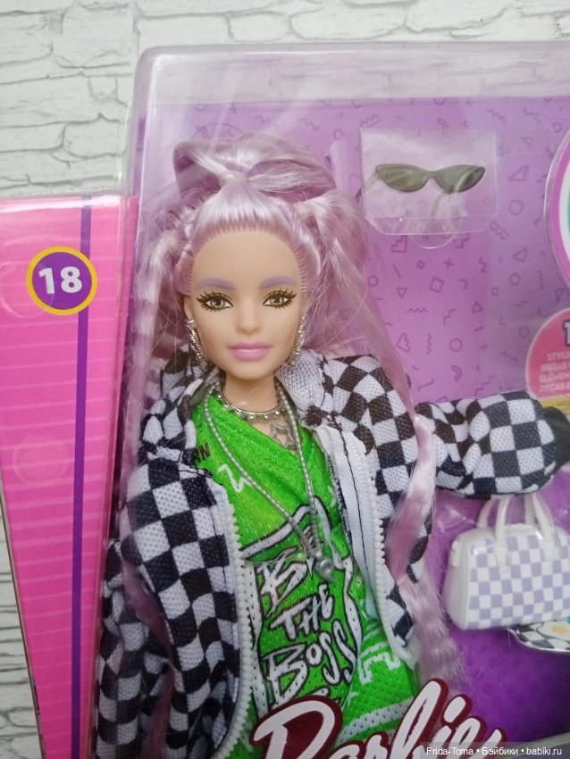 Барби экстра №18 Barbie Extra № 18 Джойс спортивная одежда сиреневые волосы гофре