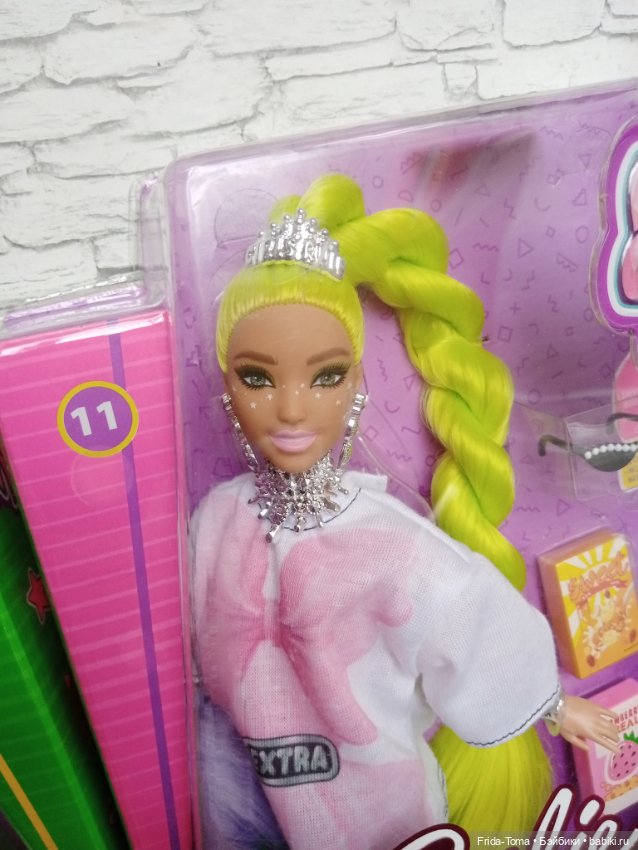 Барби экстра №11 (#2) Барби экстра №11 зеленые волосы неон Оливия