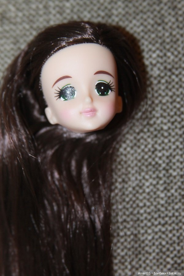 Голова кастловской Дженни с зеленым айпринтом (фото 3)