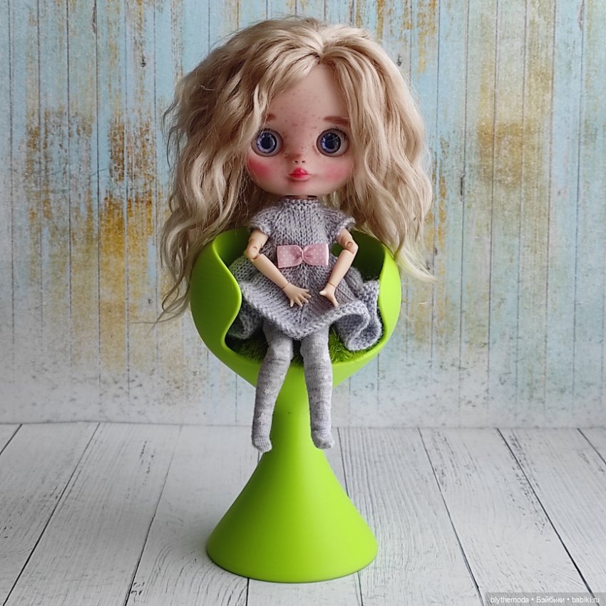 Стул для фотосессий для куклы ростом до 20 см (фото 2)