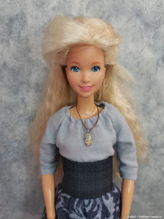 Подвески из камней для барби