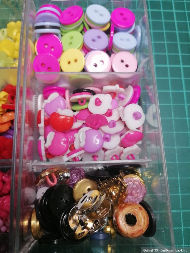Много пуговиц для кукольных платьев (фото 5)