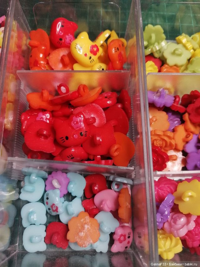 Много пуговиц для кукольных платьев (фото 3)