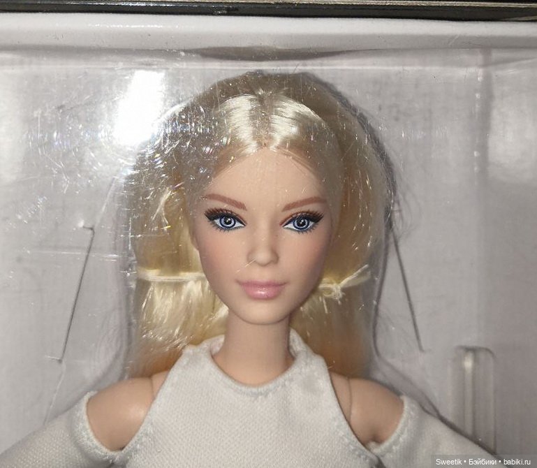 Кукла Barbie Looks #6 — Игровые куклы (фото 3)