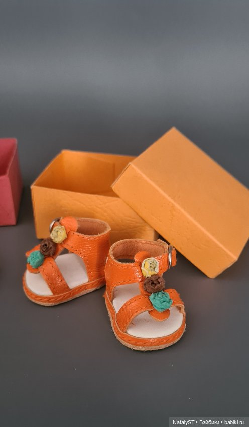 Босоножки кожаные на стопу 3,5×2