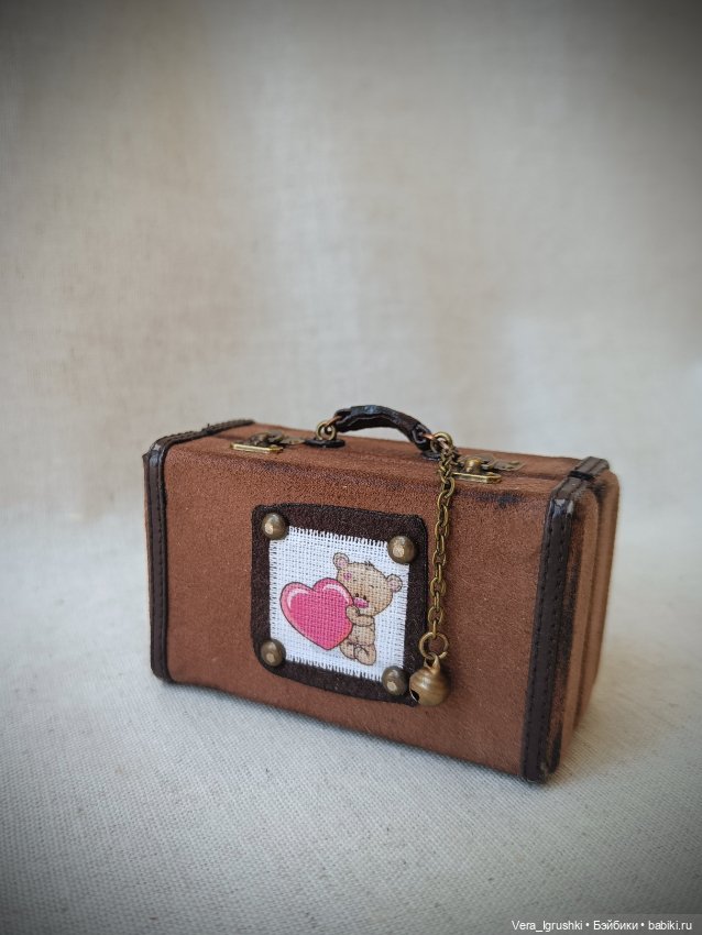 Чемодан с мишкой — Шляпы