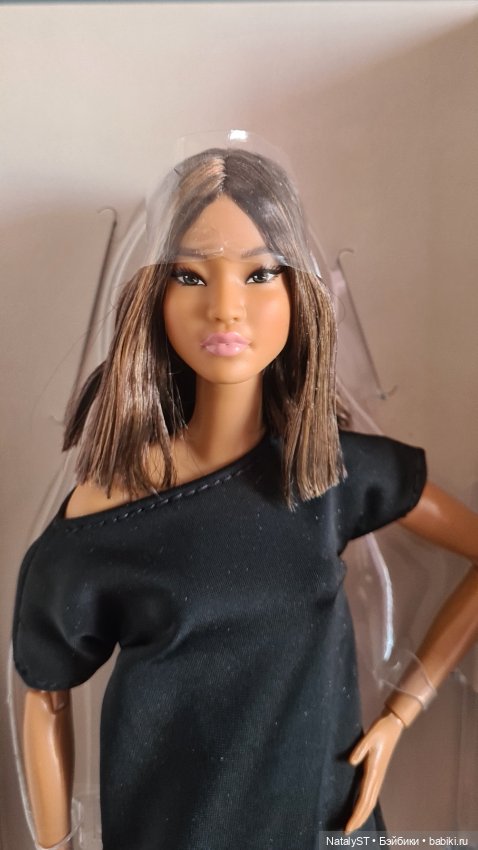 Barbie Basics Model 01 Кит (фото 2)