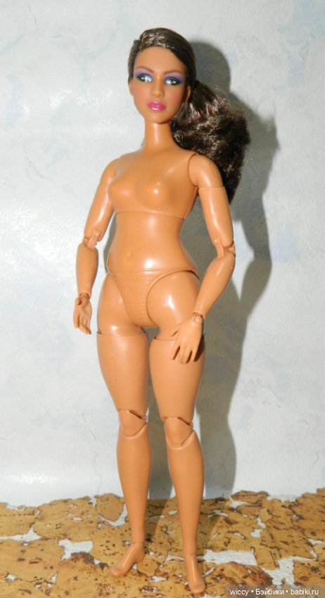 Барби Looks № 12 Фрида — Игровые куклы (фото 2)