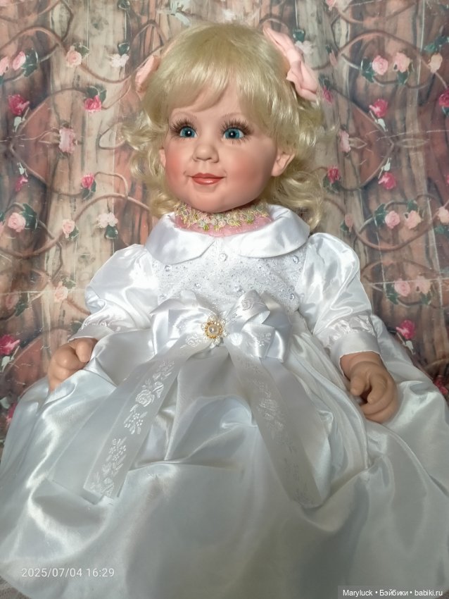 Синеглазая прелесть "Touch Down" от Fayzah Spanos (фото 2)