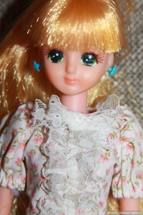 Винтажная ранняя зеленоглазая Флора компании Такара (фото 2)