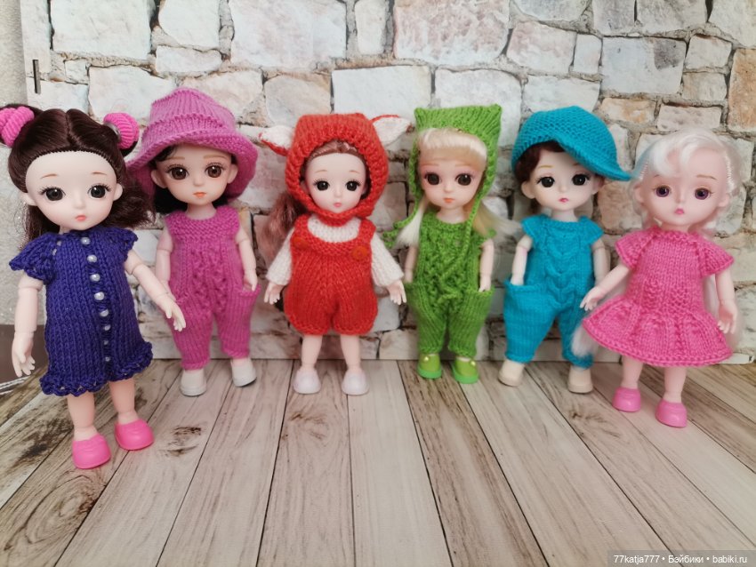 Новая "порция " вязаной одежды для кукол формата Баболи