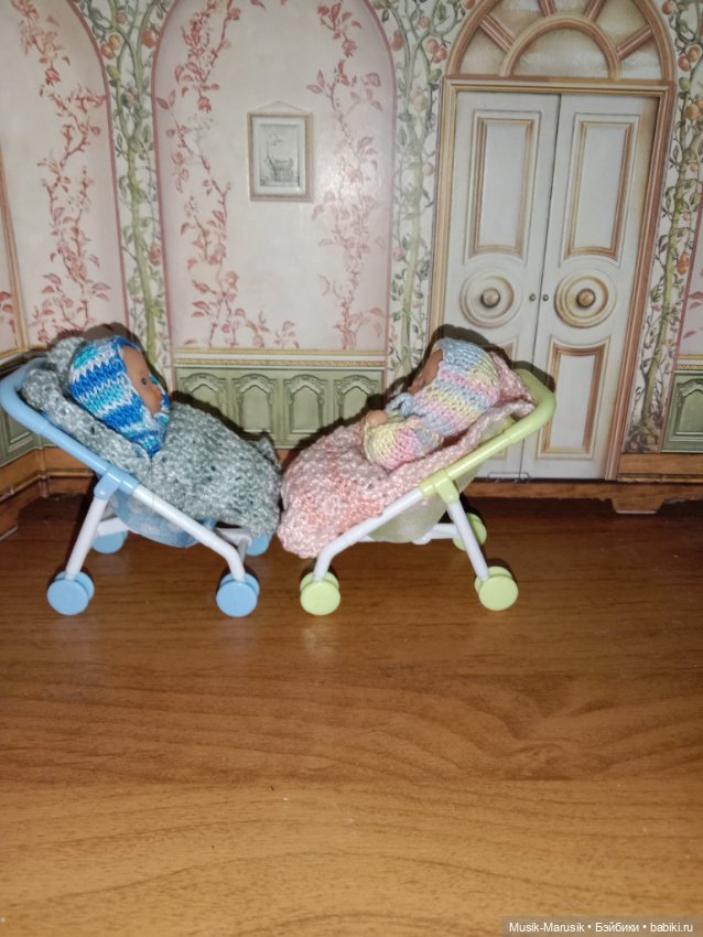 Малыши в коляске — Игровые куклы (фото 2)