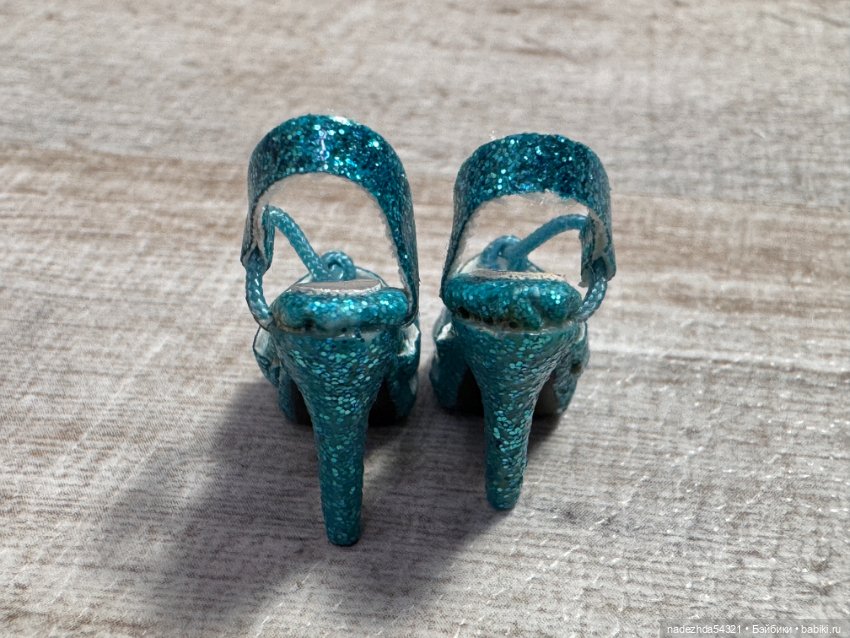 Босоножки Integrity Toys — Обувь для кукол (фото 3)