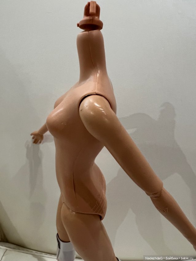 Тело Барби Марго в комбинезоне
