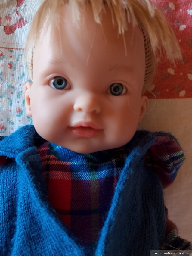 Валя от Llorens винил — Игровые куклы