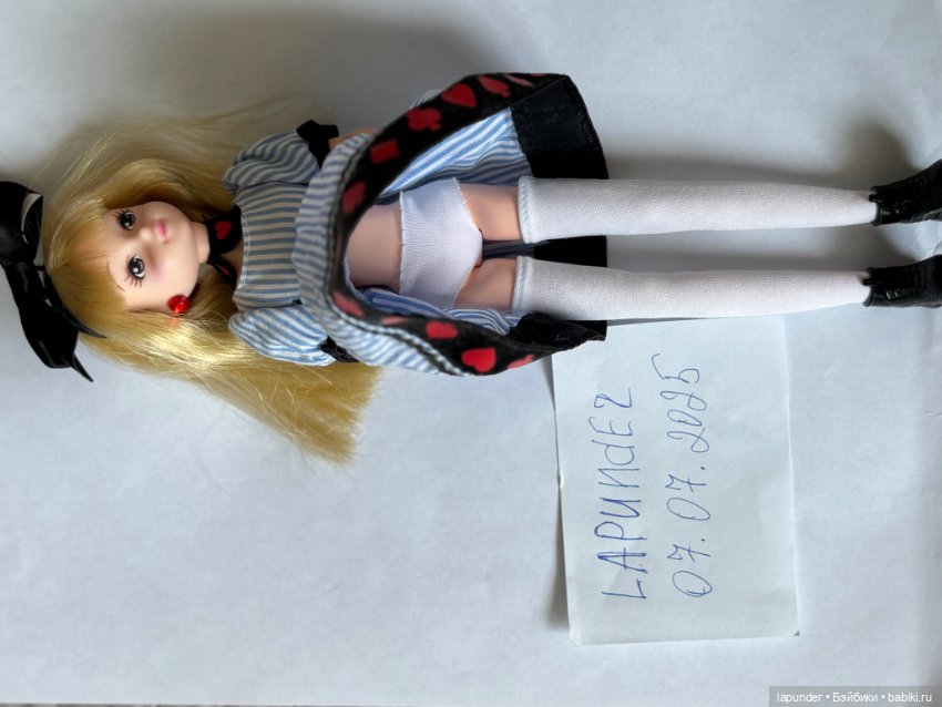 Tokyo Disney Resort fashion doll Alice in Wonderland (фото 4)