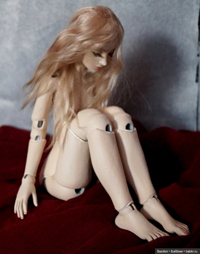 Карамелька шарнирная кукла La Doll (фото 3)