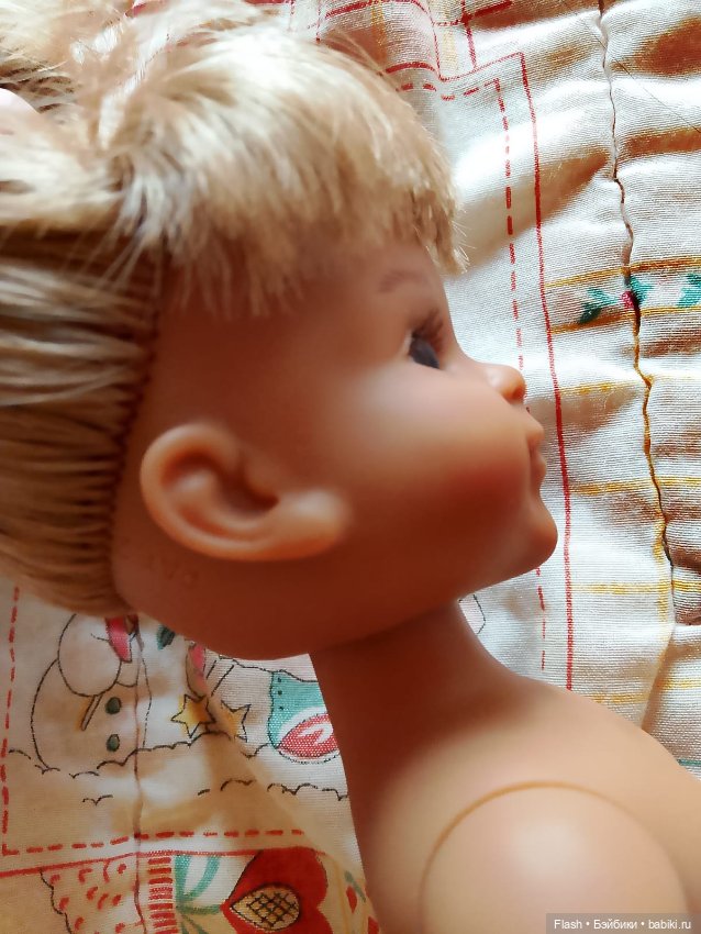 Ириска Паола Рейна в платье (фото 4)