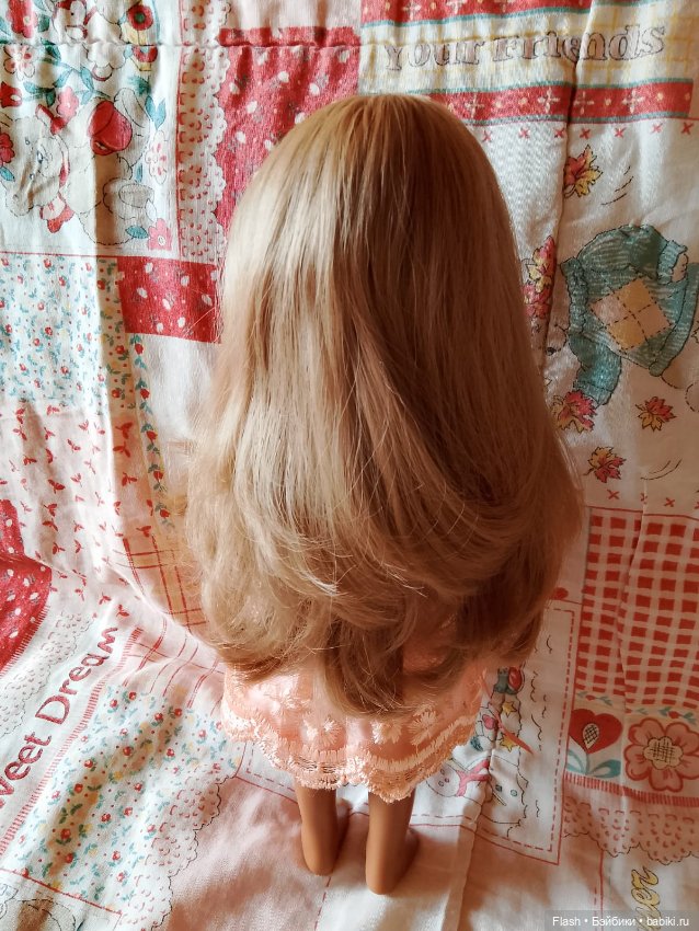 Ириска Паола Рейна в платье (фото 9)