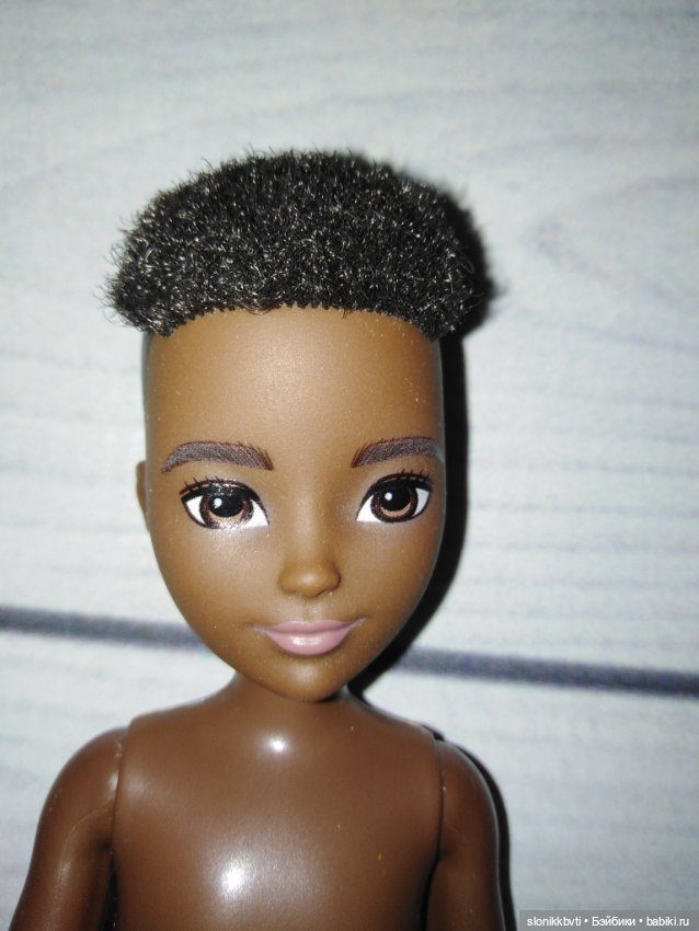 Шарнирная кукла Creatable Word (фото 5)