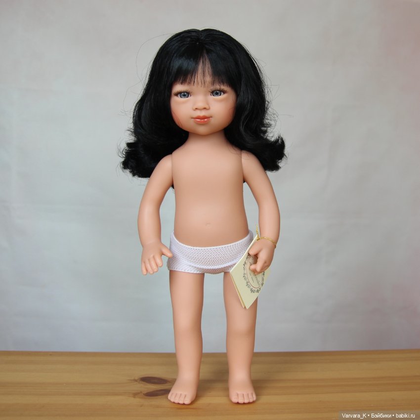 Carmen Gonzalez, кукла Селия , брюнетка, 34 см