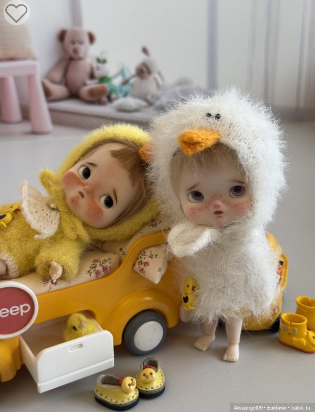 Аутфиты желтый и белый цыпленок на об11 (фото 2)