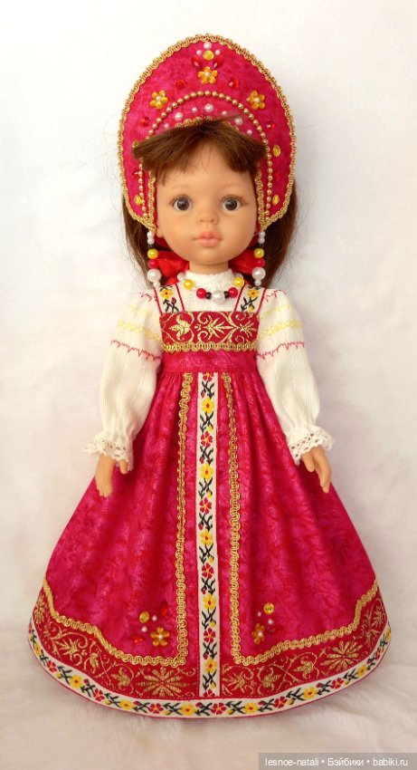 Русский народный костюм для Паолы Рейна