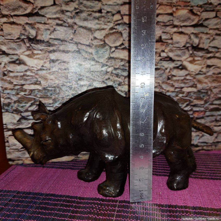 Носорог из кожи — Статуэтки (фото 3)