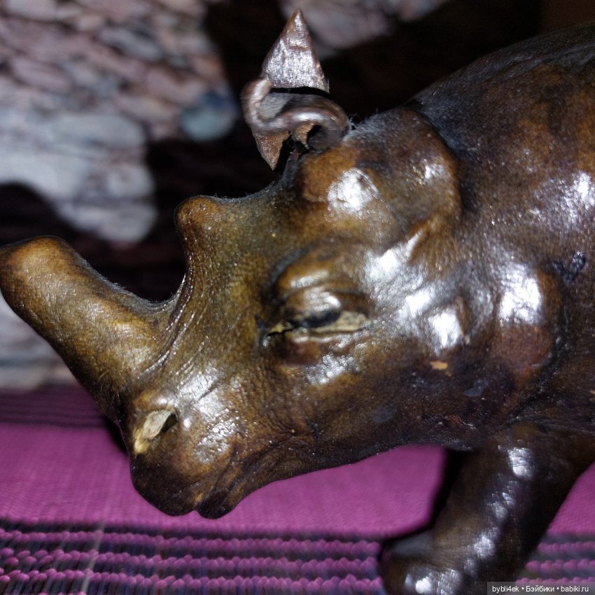 Носорог из кожи — Статуэтки (фото 7)