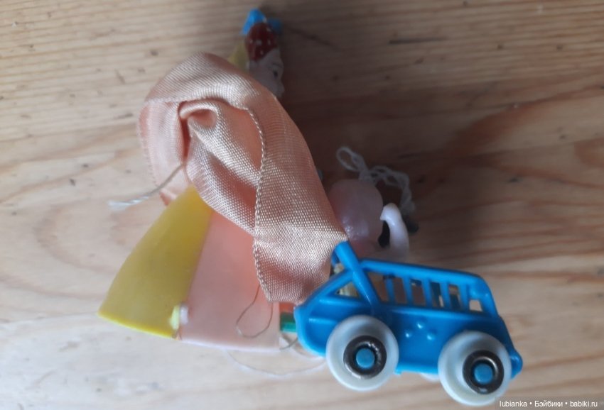 Дама с коляской — Антикварные игрушки (фото 3)