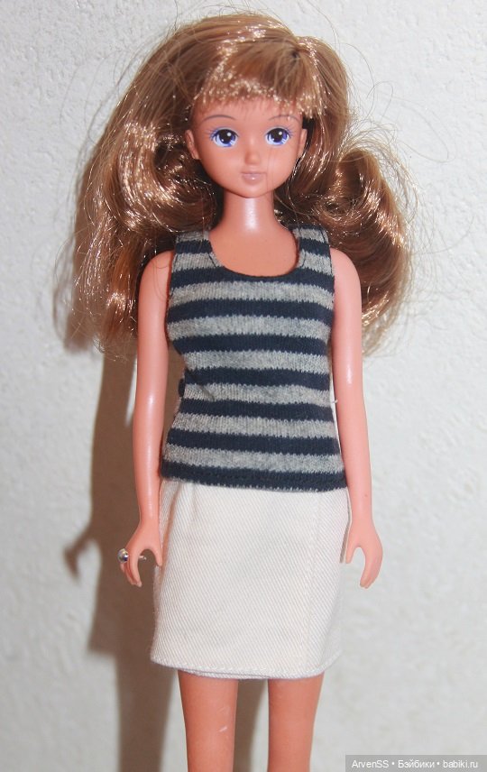 Винтажная подружка Дженни тановая New Флора на теле с шейным шарниром (фото 4)