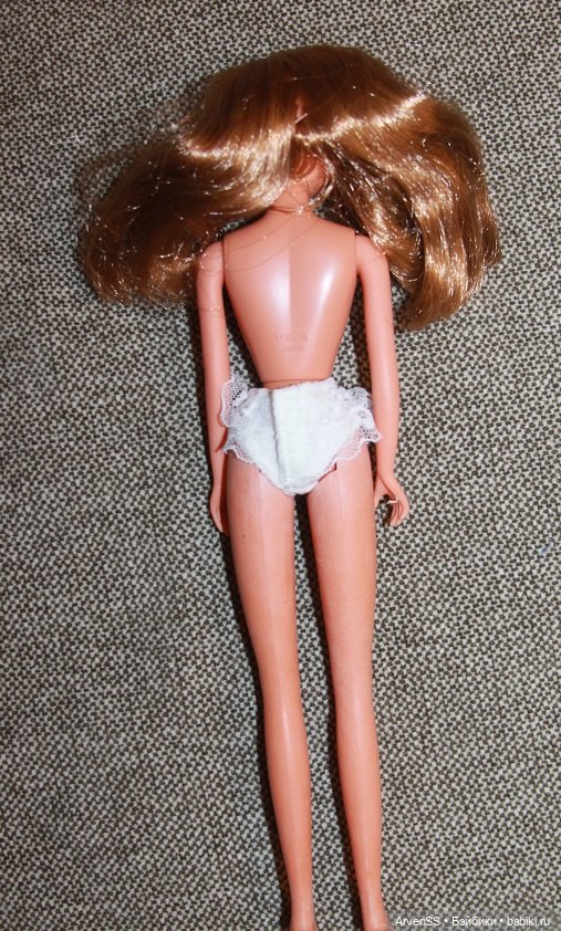 Винтажная подружка Дженни тановая New Флора на теле с шейным шарниром (фото 9)