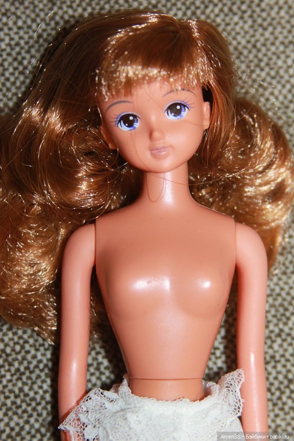 Винтажная подружка Дженни тановая New Флора на теле с шейным шарниром (фото 7)