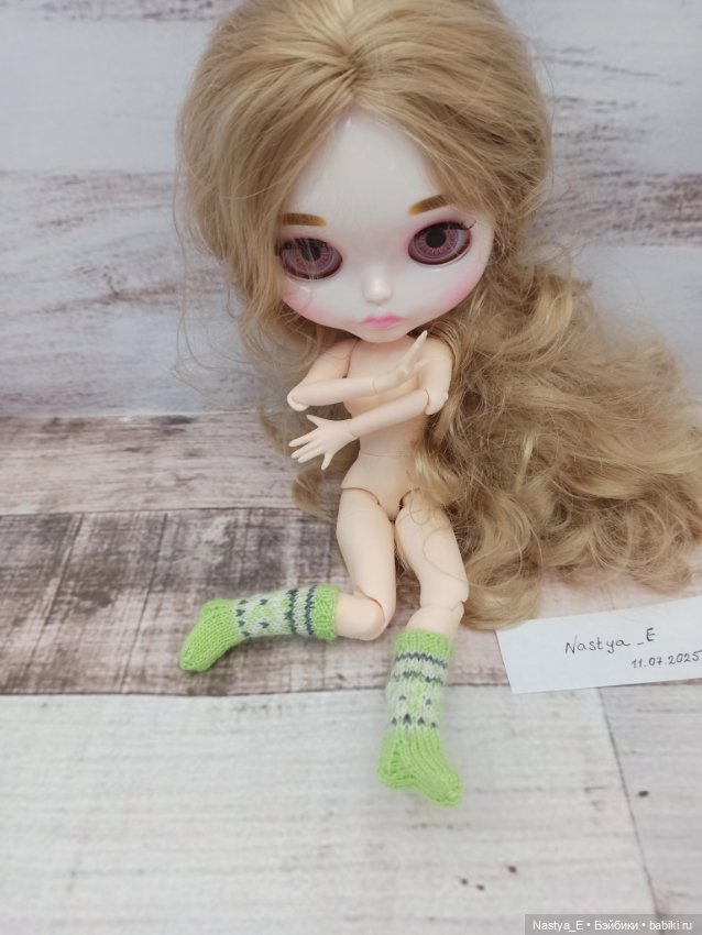 Вязаные носочки для кукол Блайз (фото 3)