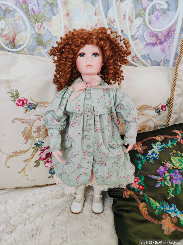 Красивая винтажная фарфорка